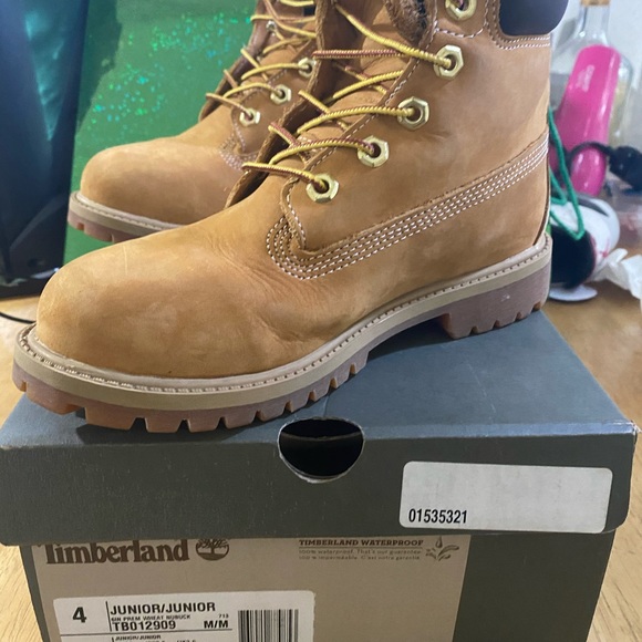 Timberlands Boots - Picture 1 of 4